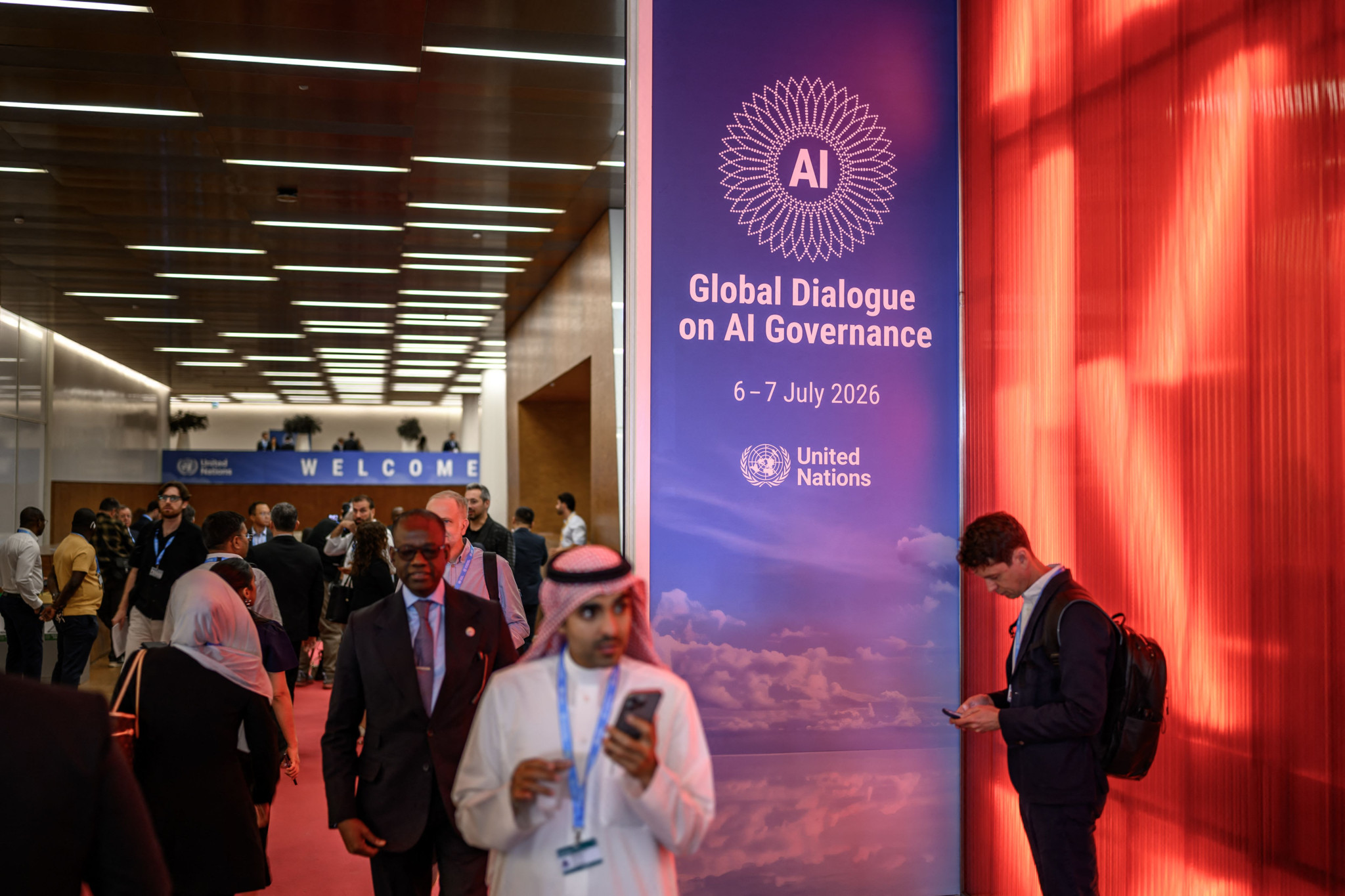 Participants au premier Dialogue mondial sur la gouvernance de l’IA organisé par l’ONU à Genève, les 6-7 juillet 2026.